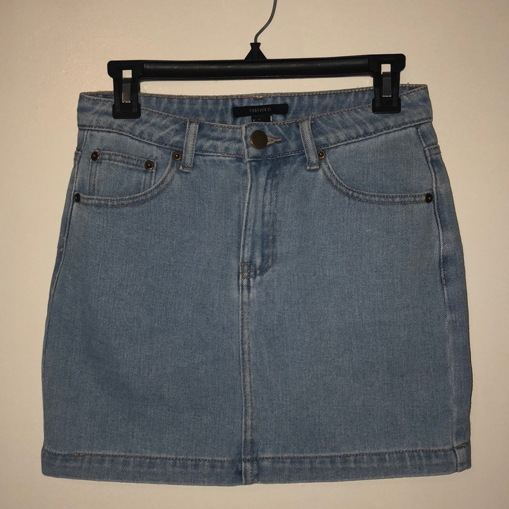 NWT light Denim Skirt